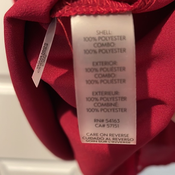 Calvin Klein Red Twist Neck shell 2X - Picture 6 of 6